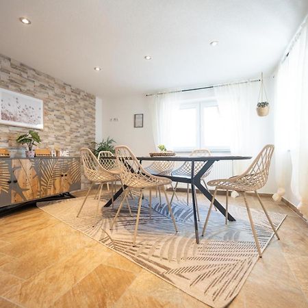 -Stadthaus Ida- Mit Grosser Dachterasse, Am Schlosspark, Luftkurort Kisslegg, Boxspringbetten, Kaffeevollautomat, Smarttv, Familienfreundlich, Grosszuegig, Zentral Екстериор снимка